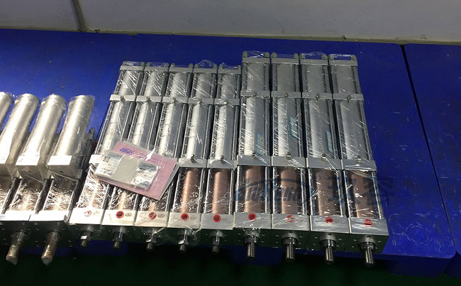 打鉚釘用的增壓缸 打鉚釘用的增壓缸