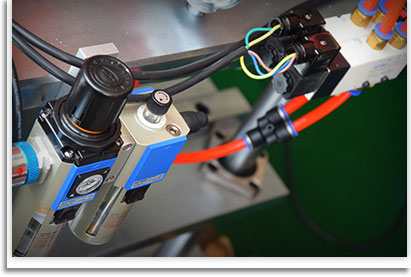 亞德客電磁閥兩聯件 亞德客電磁閥兩聯件