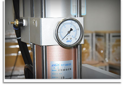 總行程可調氣液增壓缸 總行程可調氣液增壓缸